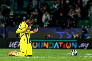 记者：多特已经和切尔西达成协议，楚克乌梅卡将在世俱杯期间留队