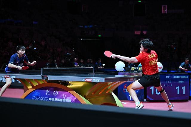 王楚钦惜败山东魏桥仍取胜 上海地产两赢五盘大战